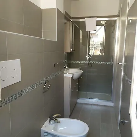 Naxos Laguna * 贾迪尼-纳克索斯