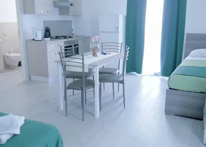 Naxos Laguna Giardini-Naxos