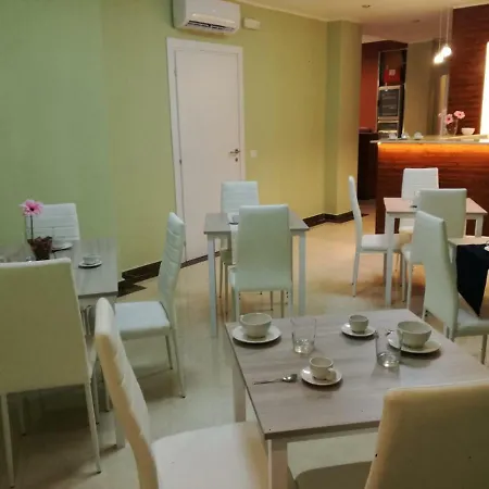 Naxos Laguna Apartament *