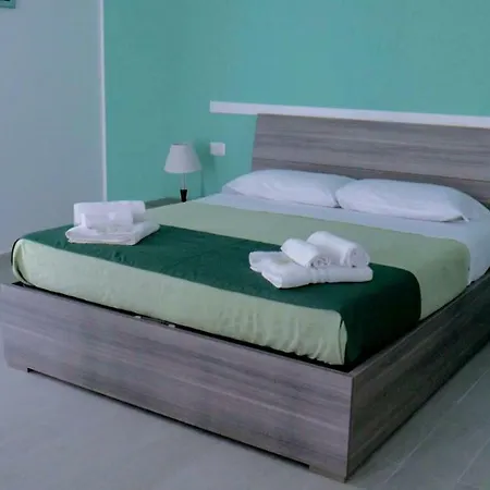 Naxos Laguna Apartament *